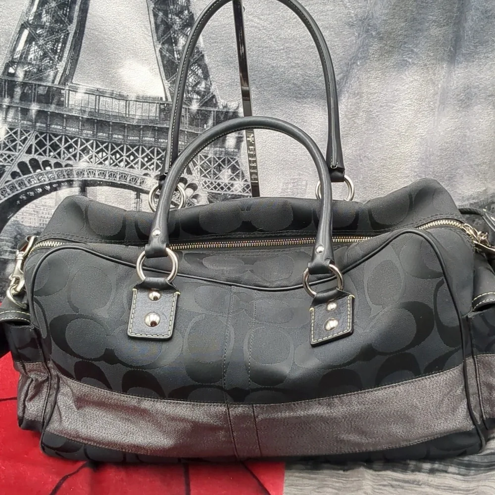 Coach Logo 2 Way Tote Bag duffel Charm Canvas LeatherF06K- 10392 - Picture 6 of 16